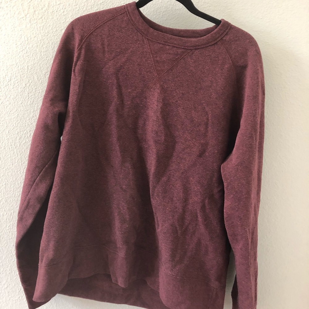 maroon XL champion sweatshirt